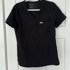 Figs 1 pocket small black scrub top. Like new